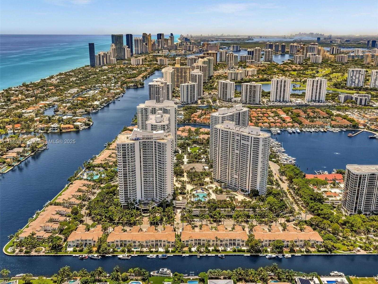 Small Image of 21200 POINT PL #1503, Aventura Number 75