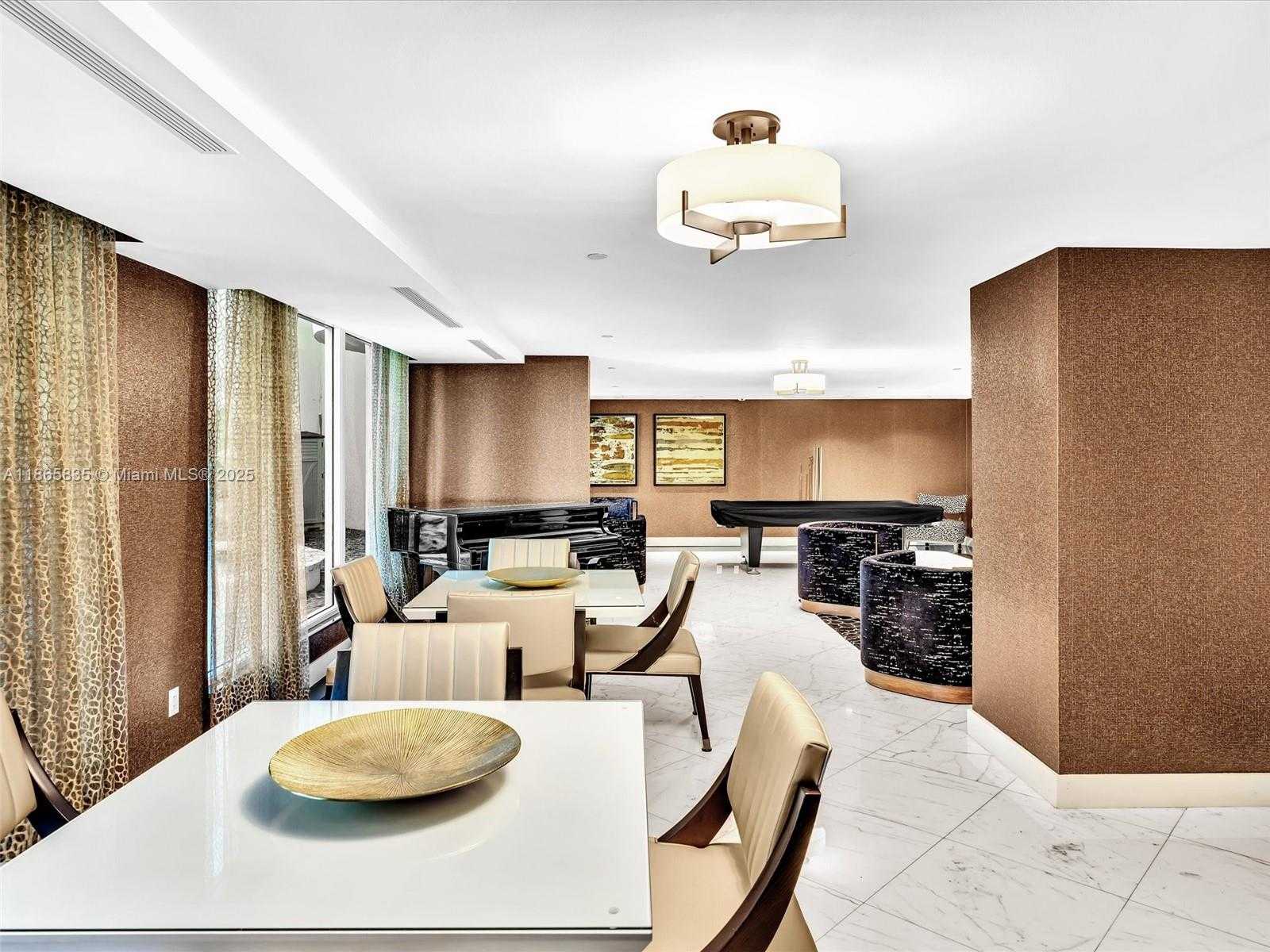 Small Image of 21200 POINT PL #1503, Aventura Number 83