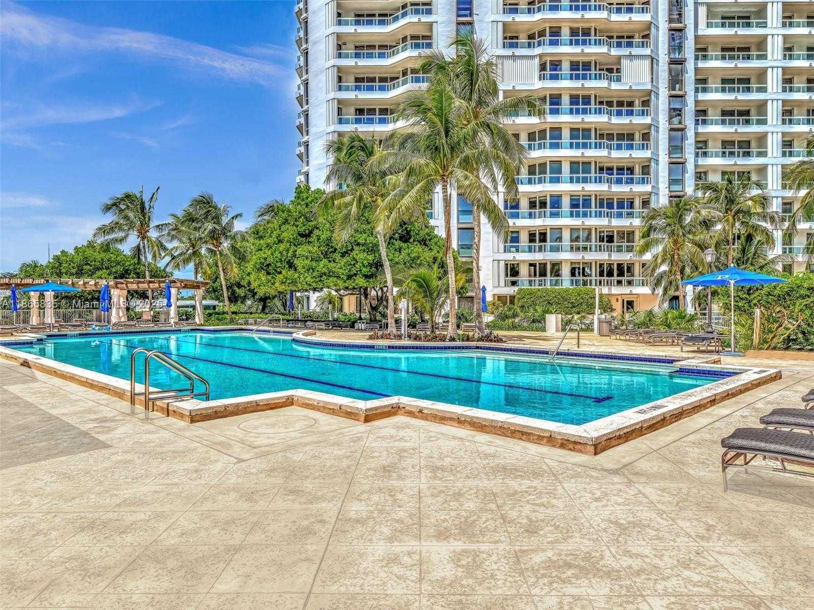 Small Image of 21200 POINT PL #1503, Aventura Number 93