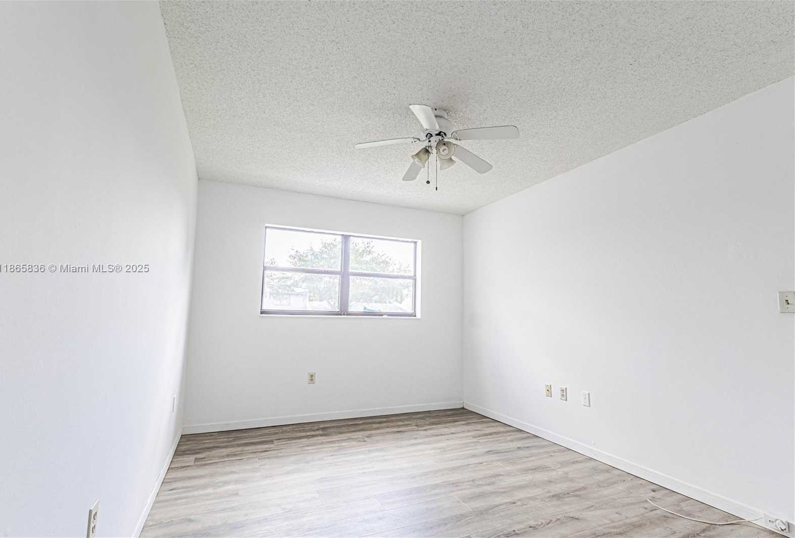 Small Image of 10350 SOUTH WEST 220TH ST #254, Cutler Bay Number 19