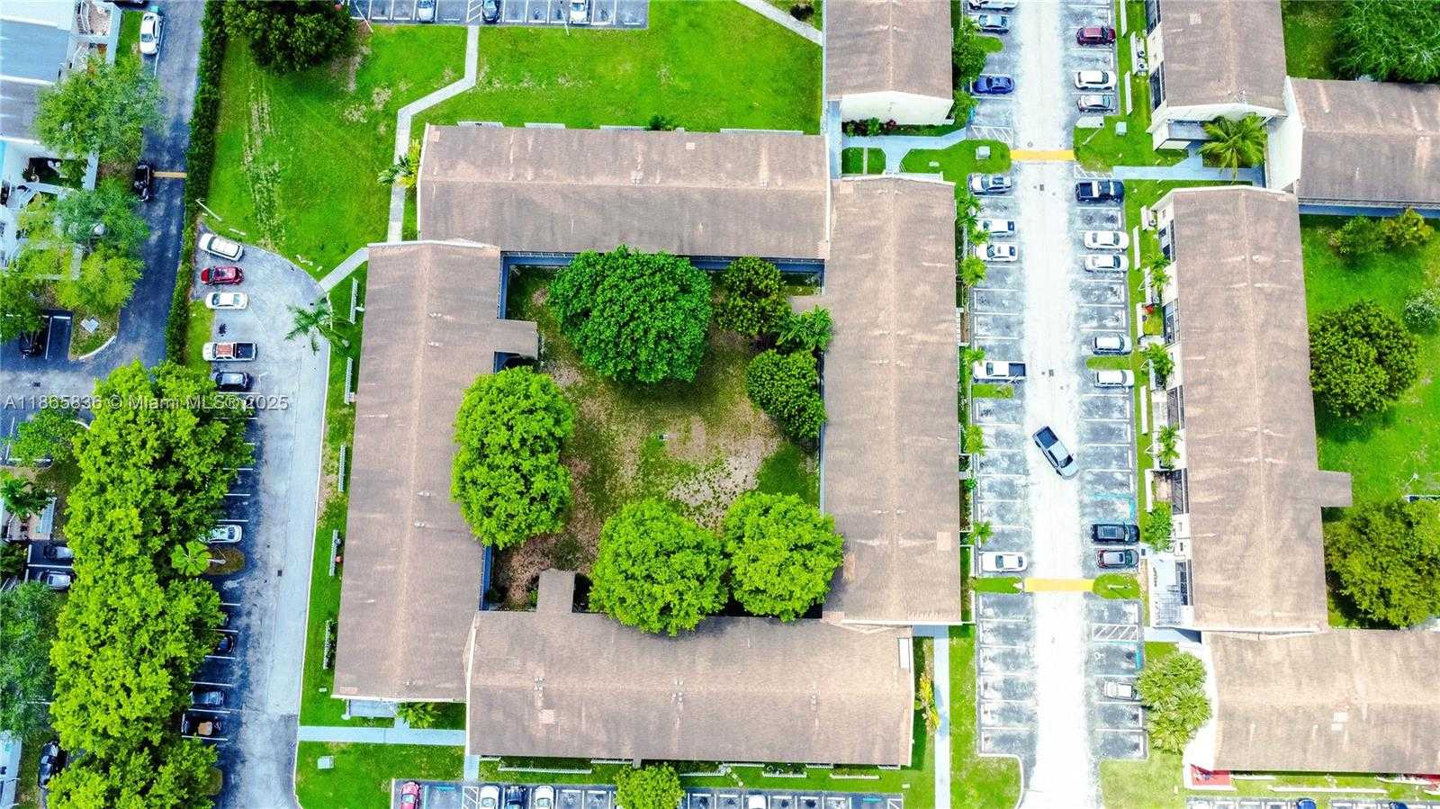 Small Image of 10350 SOUTH WEST 220TH ST #254, Cutler Bay Number 31