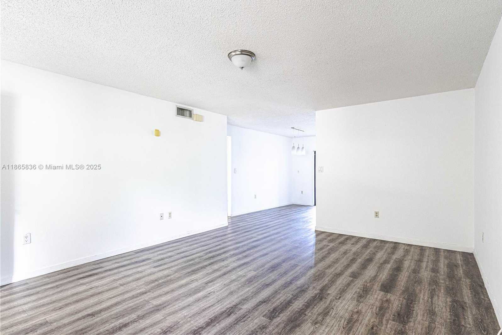 Small Image of 10350 SOUTH WEST 220TH ST #254, Cutler Bay Number 6