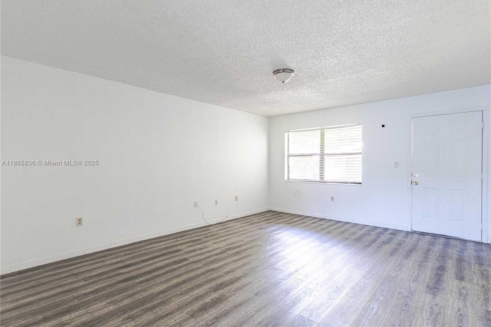 Small Image of 10350 SOUTH WEST 220TH ST #254, Cutler Bay Number 7