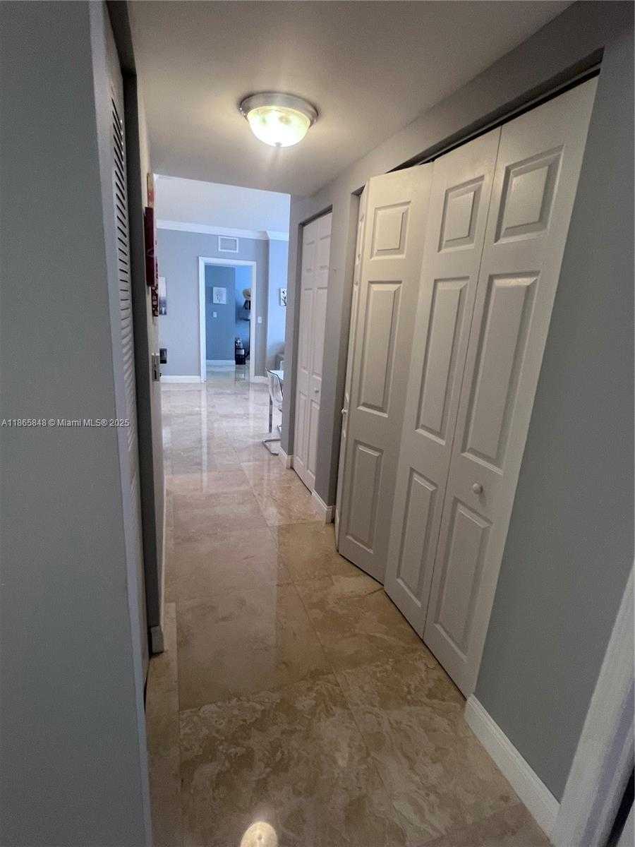 Small Image of 2030 SOUTH DOUGLAS RD #611, Coral Gables Number 10