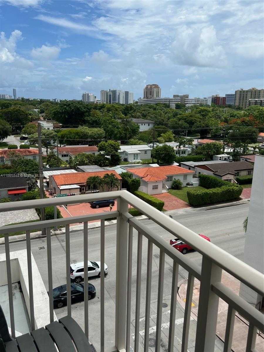 Small Image of 2030 SOUTH DOUGLAS RD #611, Coral Gables Number 28