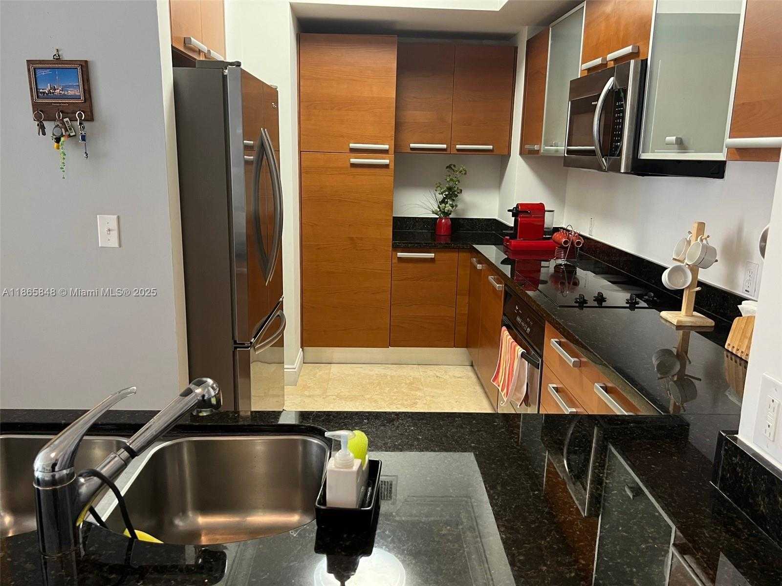 Small Image of 2030 SOUTH DOUGLAS RD #611, Coral Gables Number 5