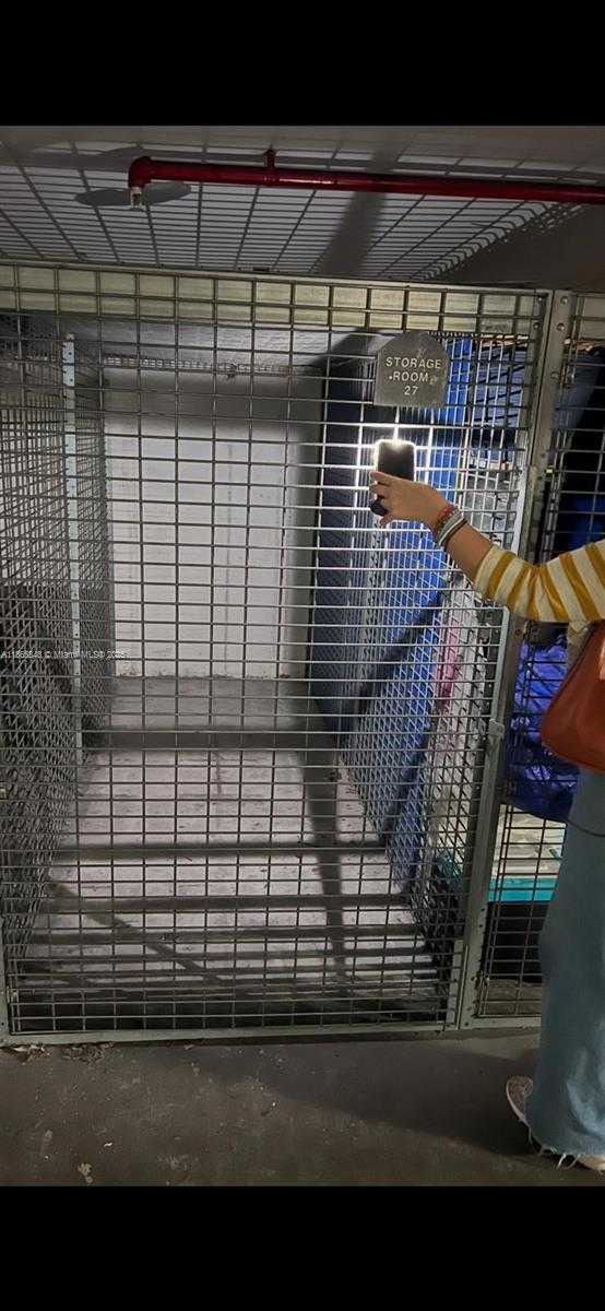 Small Image of 2030 SOUTH DOUGLAS RD #611, Coral Gables Number 55