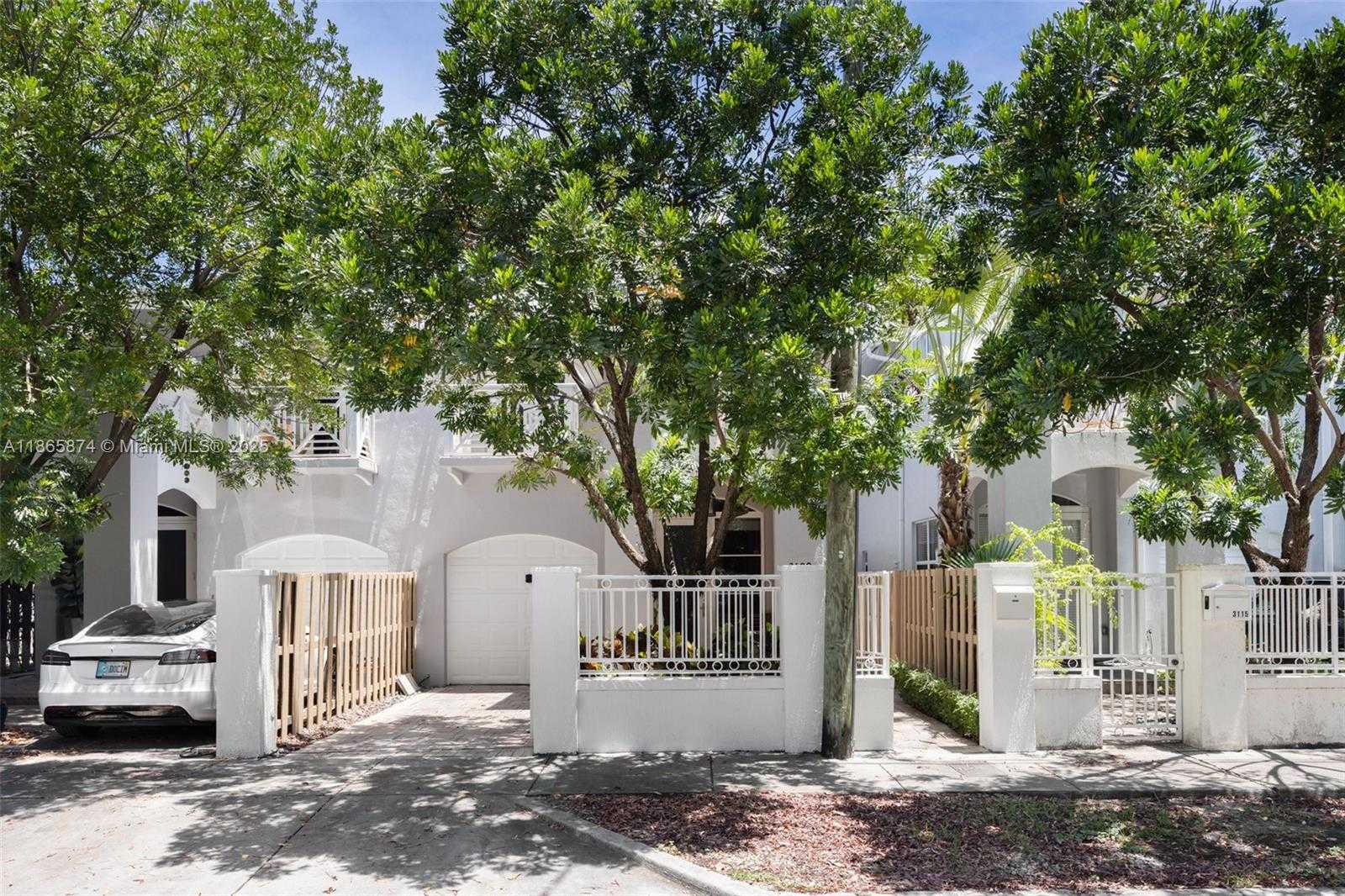 Small Image of 3109 HIBISCUS ST #3109, Coconut Grove Number 1