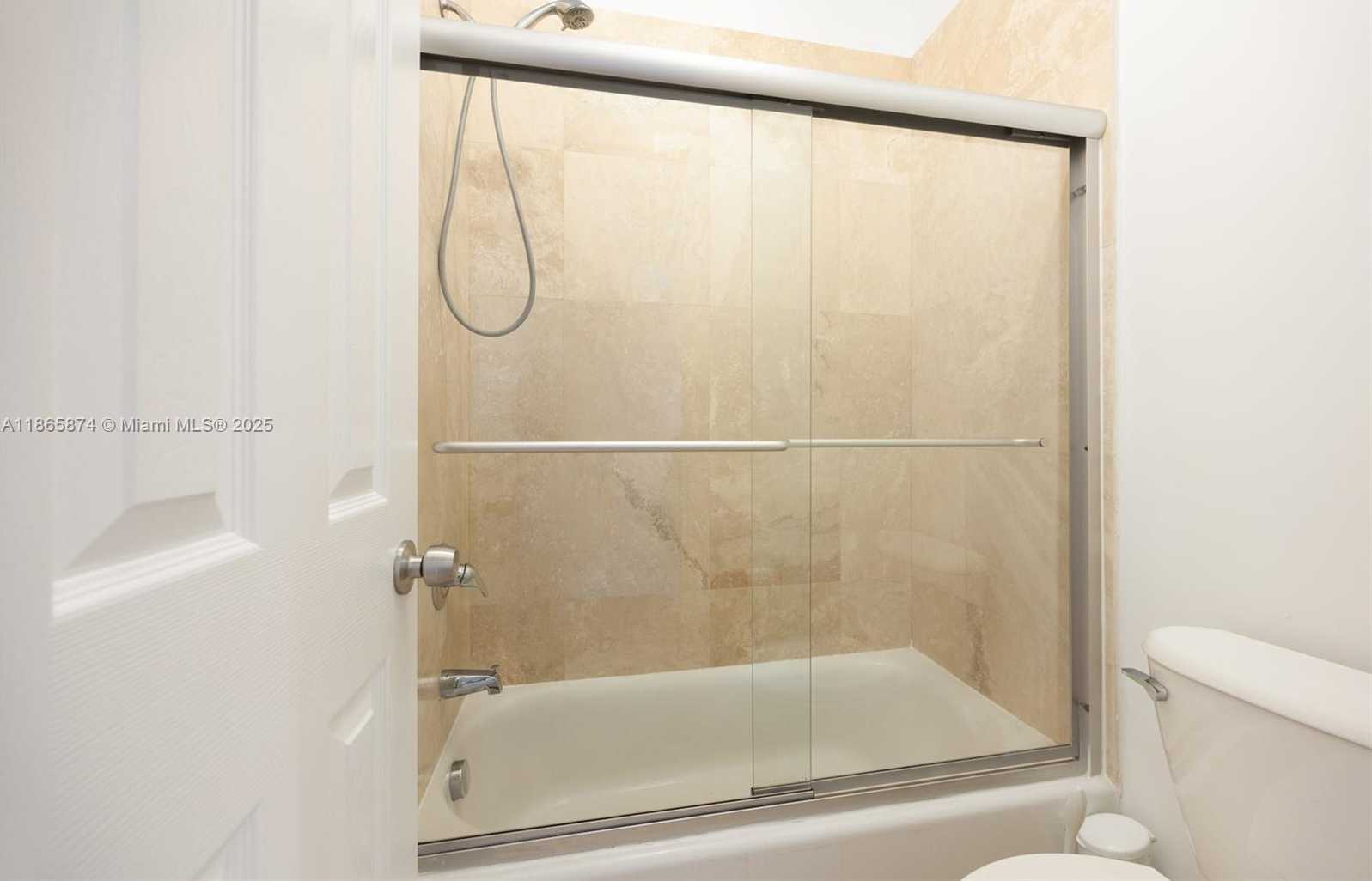 Small Image of 3109 HIBISCUS ST #3109, Coconut Grove Number 17