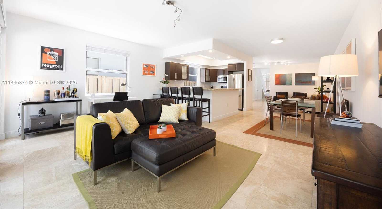 Small Image of 3109 HIBISCUS ST #3109, Coconut Grove Number 6