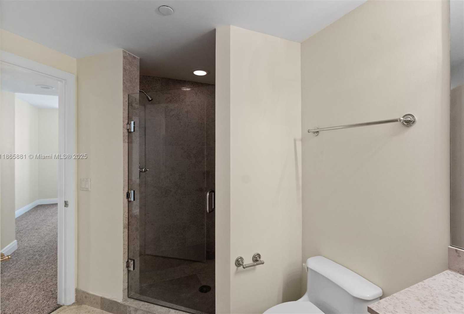 Small Image of 4775 COLLINS AVE #507, Miami Beach Number 29