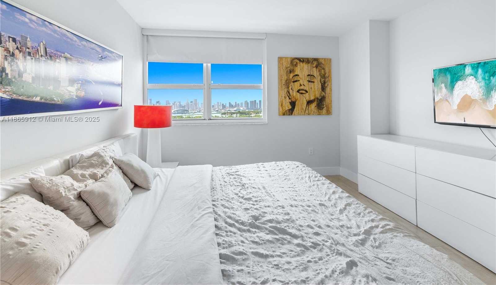 Small Image of 650 WEST AVE #2005, Miami Beach Number 13