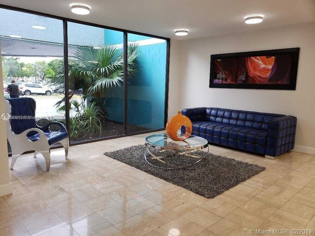 Small Image of 919 HILLCREST DR #306, Hollywood Number 27