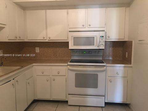 Small Image of 919 HILLCREST DR #306, Hollywood Number 5