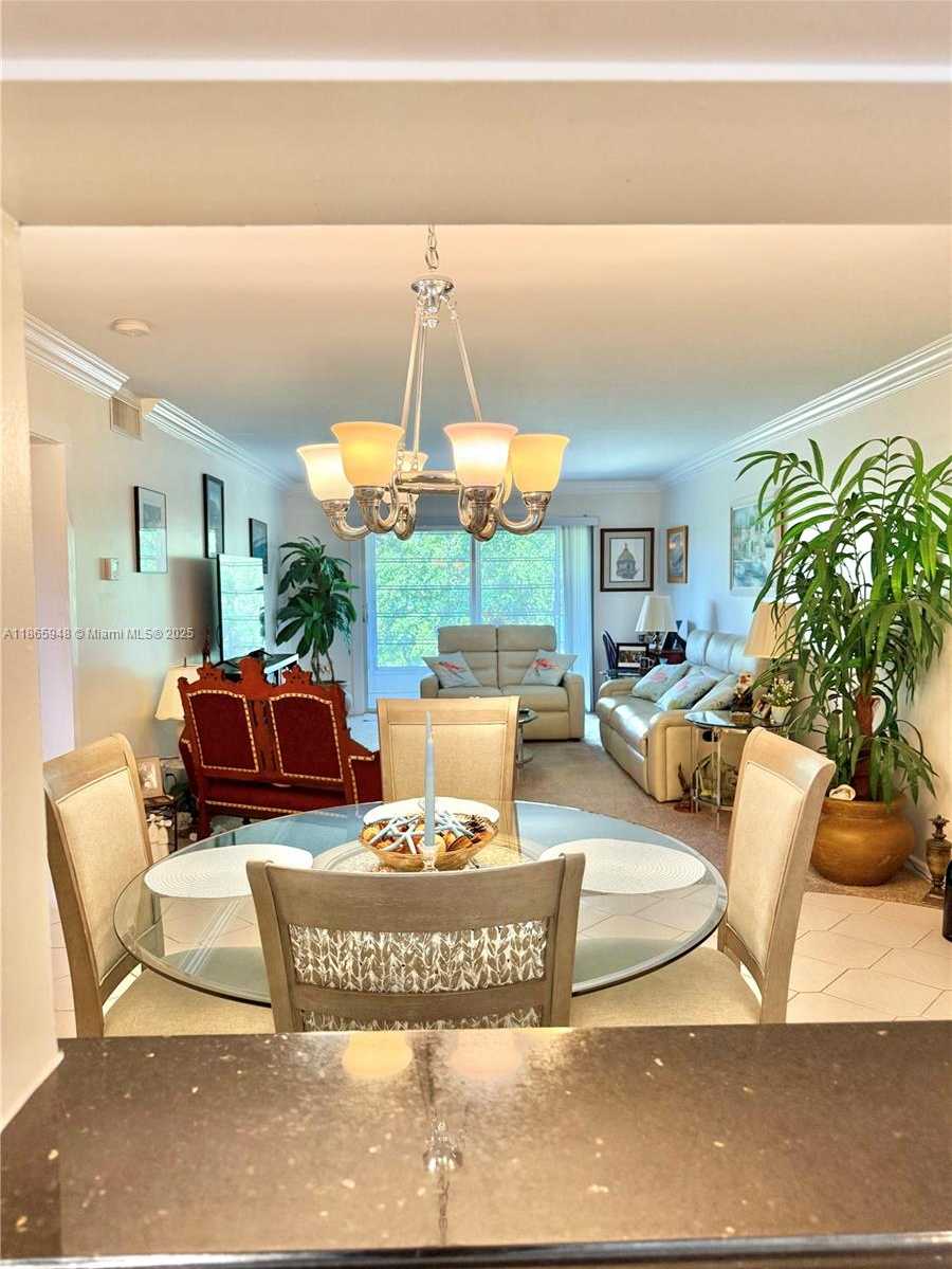Small Image of 2405 ANTIGUA CIR #M4, Coconut Creek Number 10