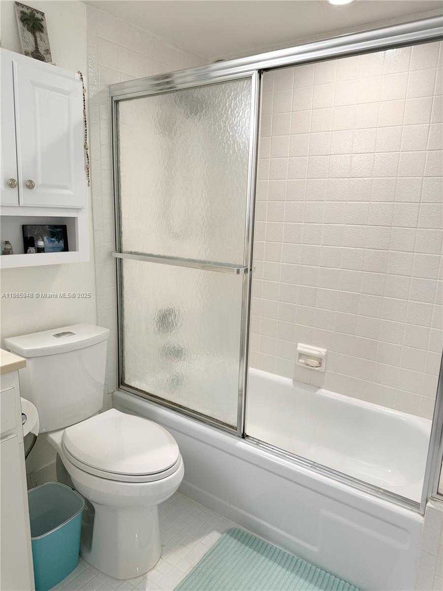 Small Image of 2405 ANTIGUA CIR #M4, Coconut Creek Number 17