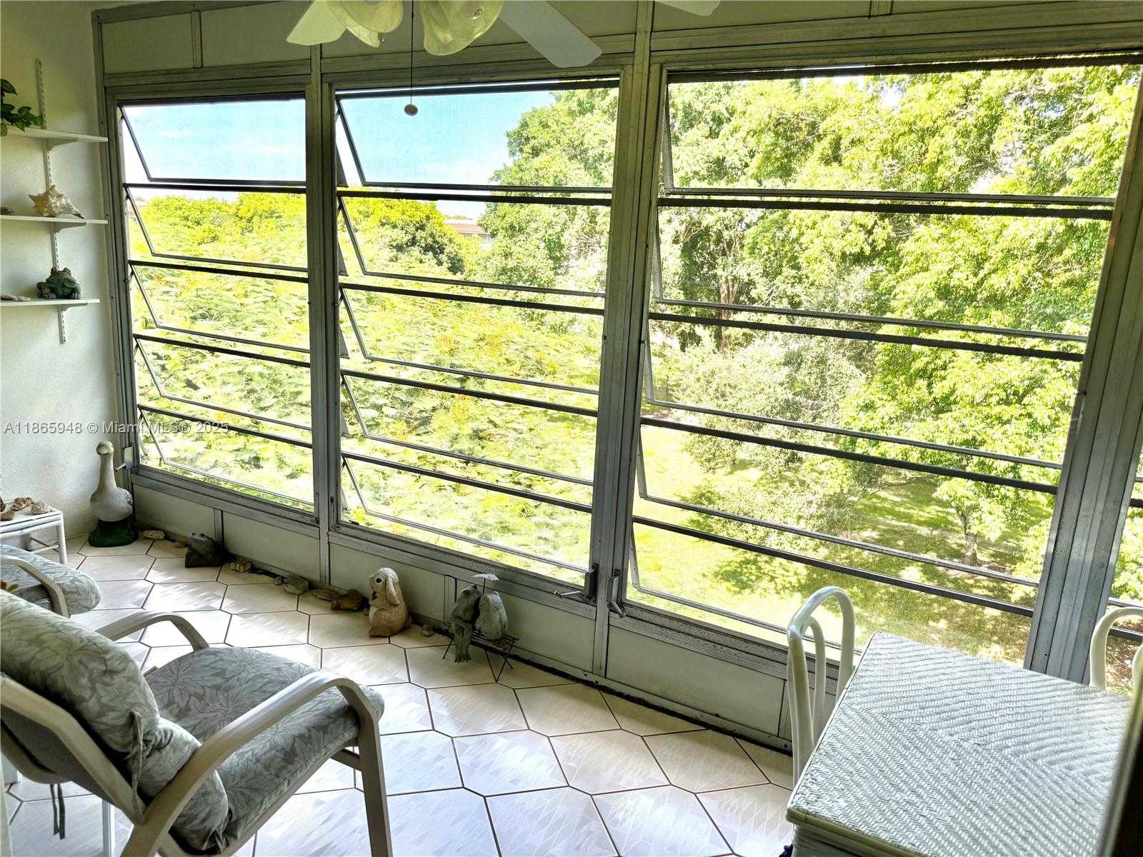 Small Image of 2405 ANTIGUA CIR #M4, Coconut Creek Number 28