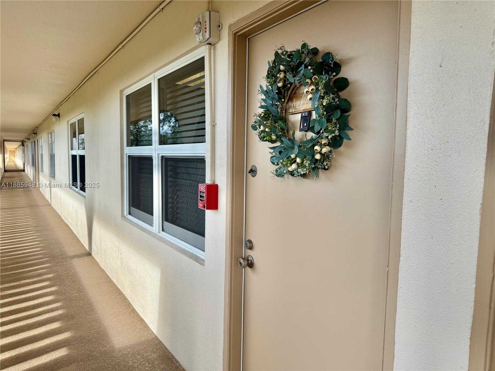 Small Image of 2405 ANTIGUA CIR #M4, Coconut Creek Number 3