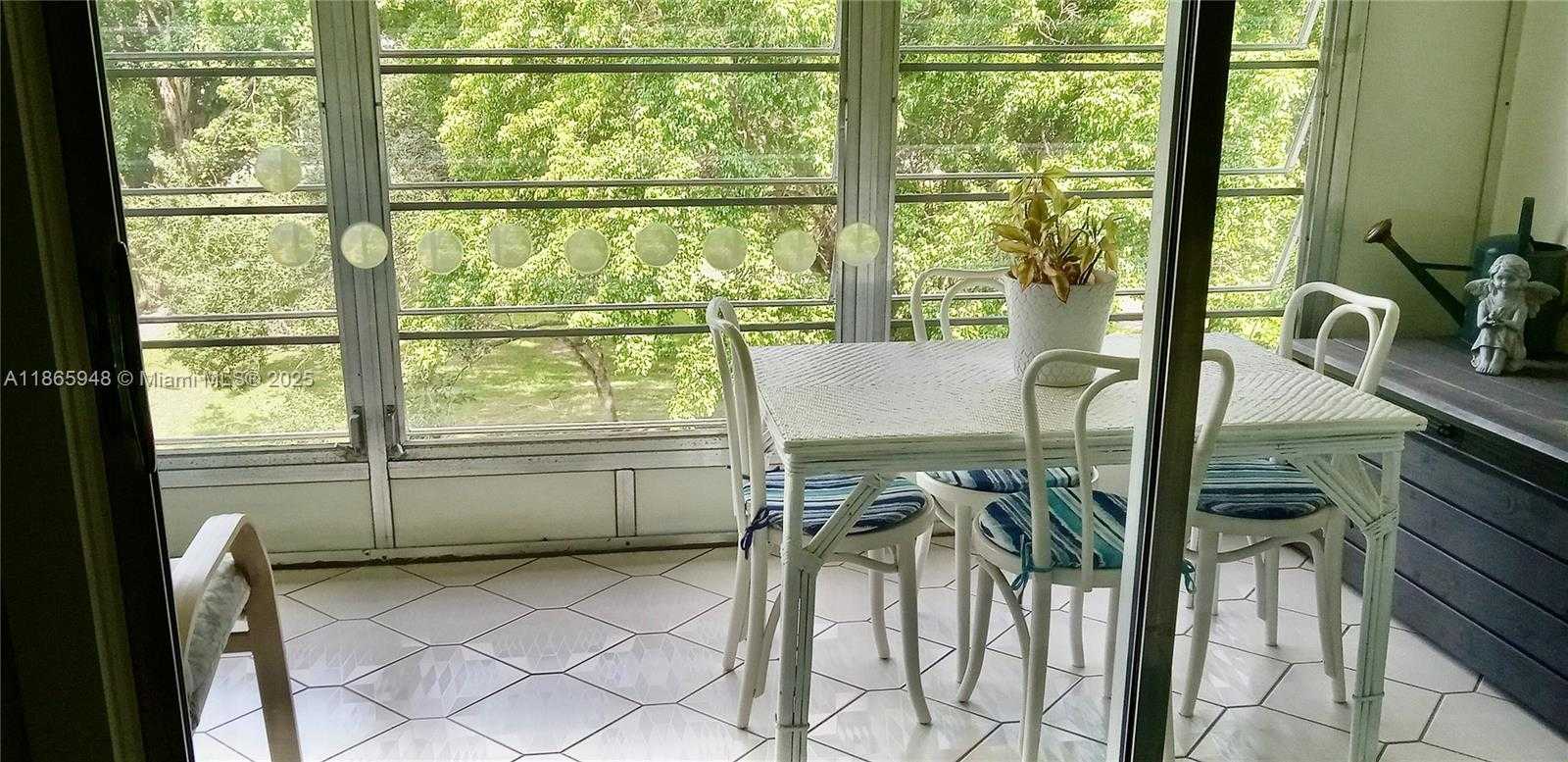 Small Image of 2405 ANTIGUA CIR #M4, Coconut Creek Number 30