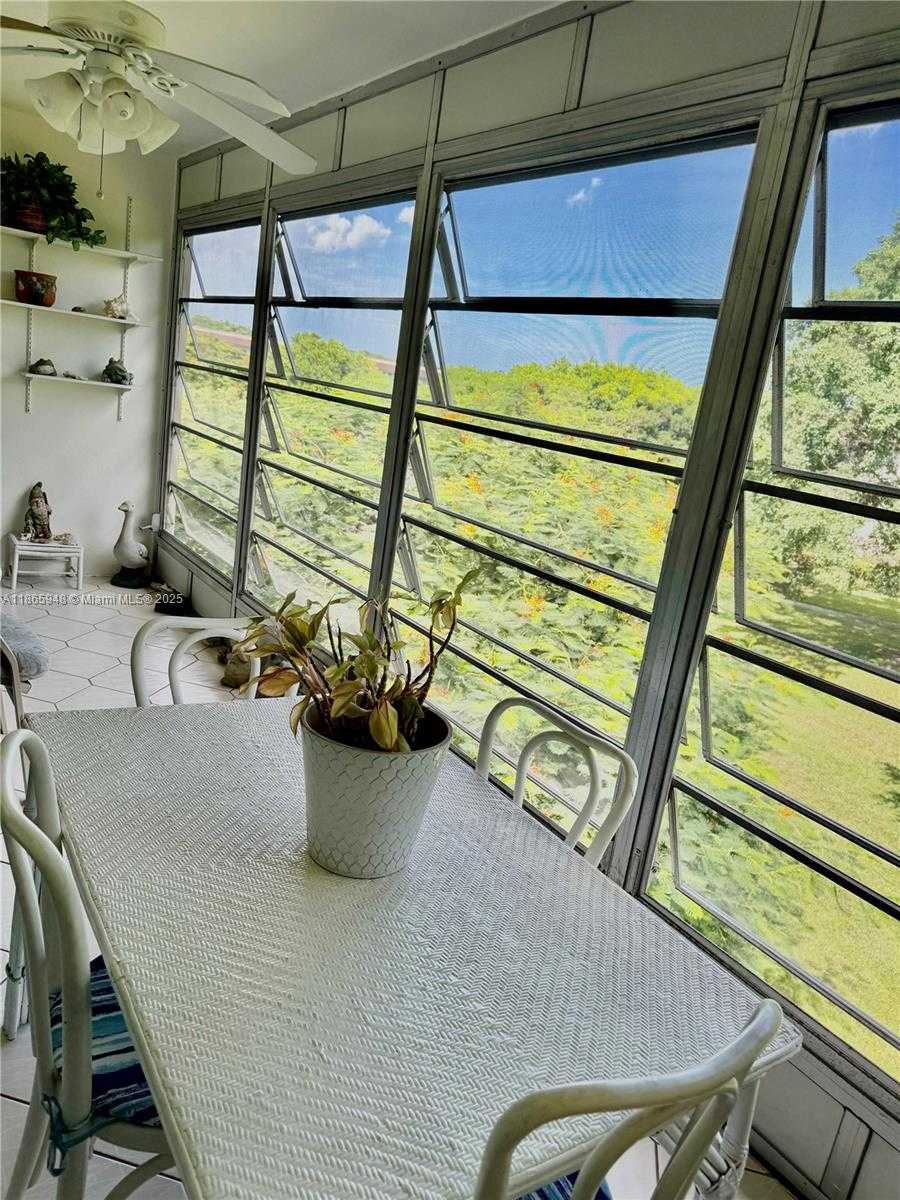 Small Image of 2405 ANTIGUA CIR #M4, Coconut Creek Number 31