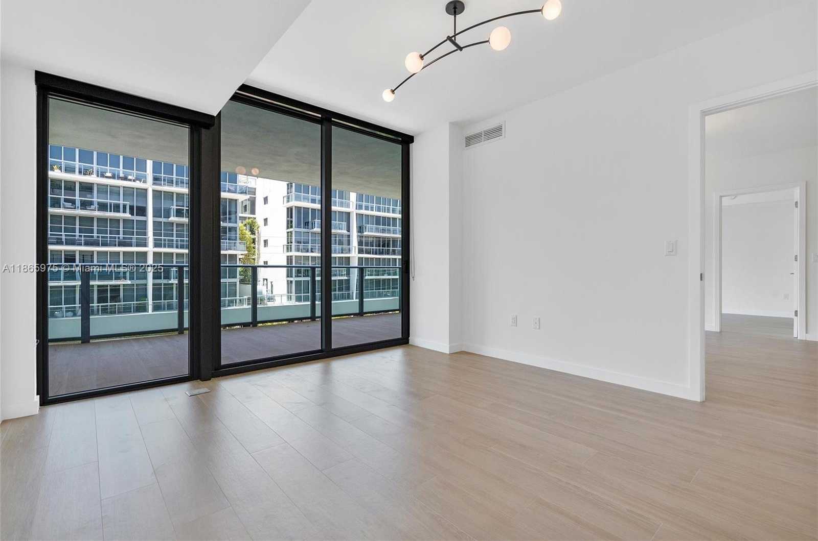 Small Image of 9901 WEST BAY HARBOR DR #402, Bay Harbor Islands Number 18