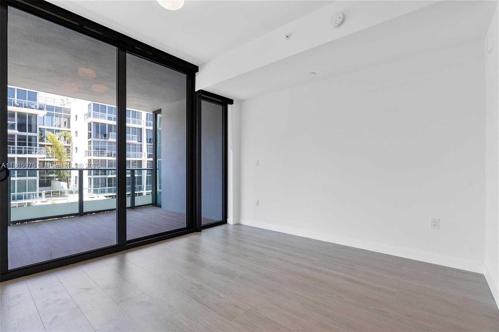 Small Image of 9901 WEST BAY HARBOR DR #402, Bay Harbor Islands Number 19