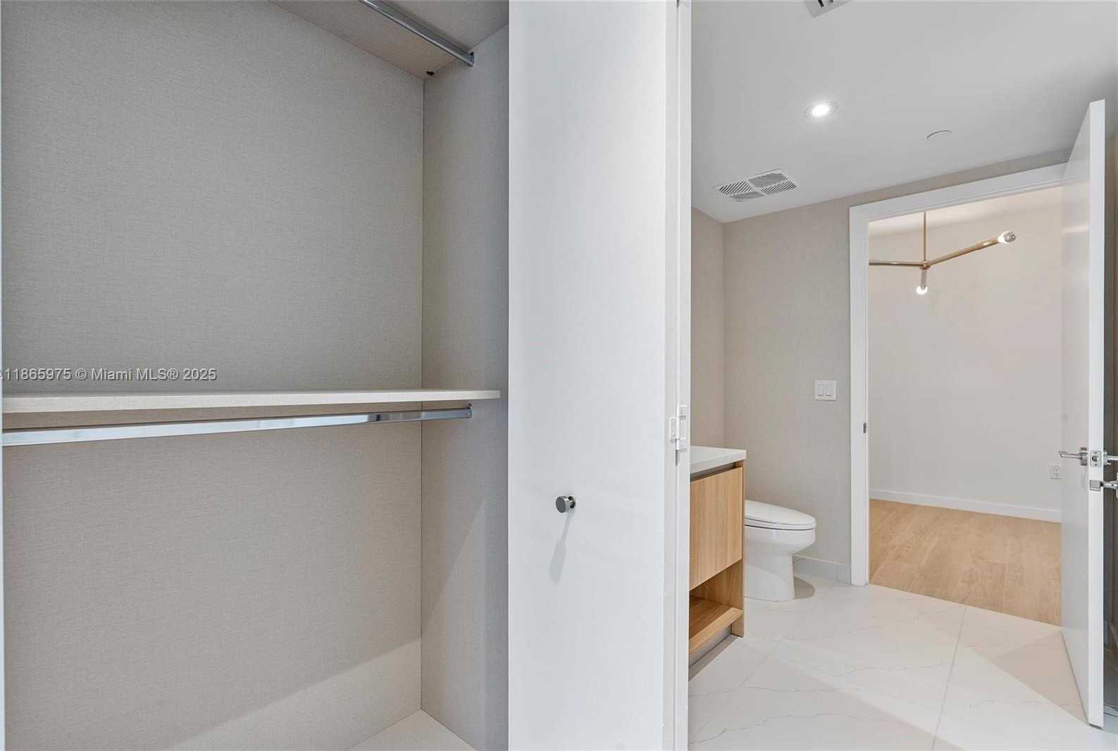 Small Image of 9901 WEST BAY HARBOR DR #402, Bay Harbor Islands Number 27