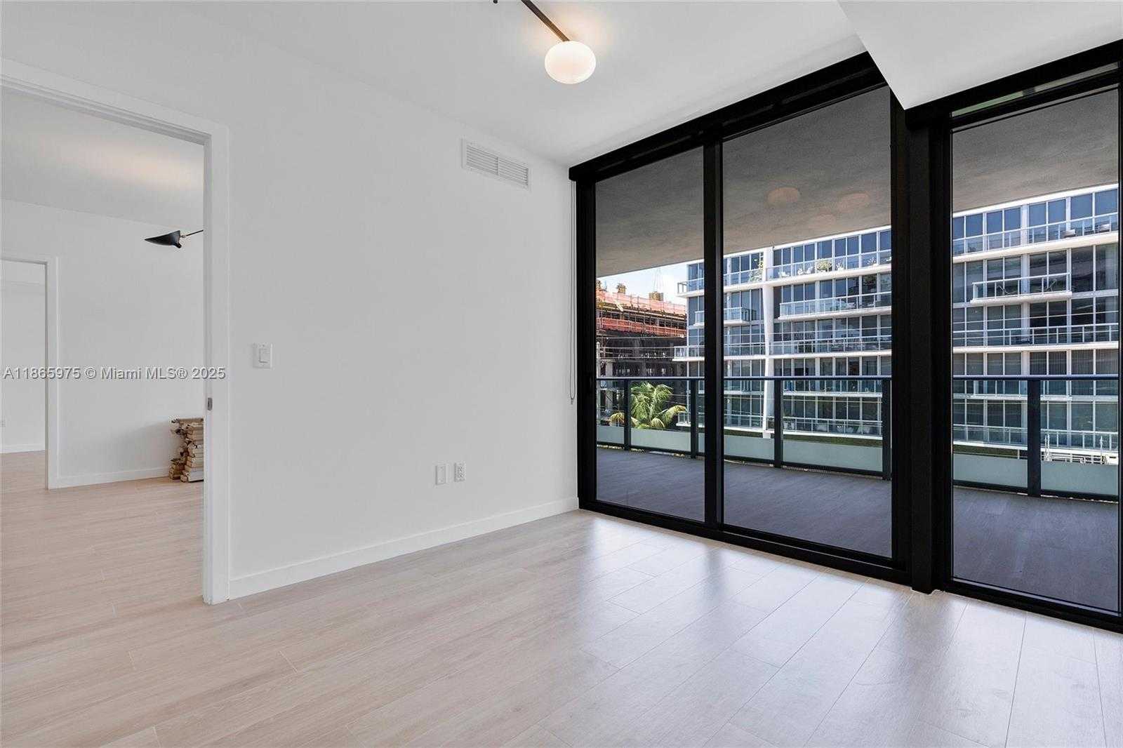 Small Image of 9901 WEST BAY HARBOR DR #402, Bay Harbor Islands Number 29