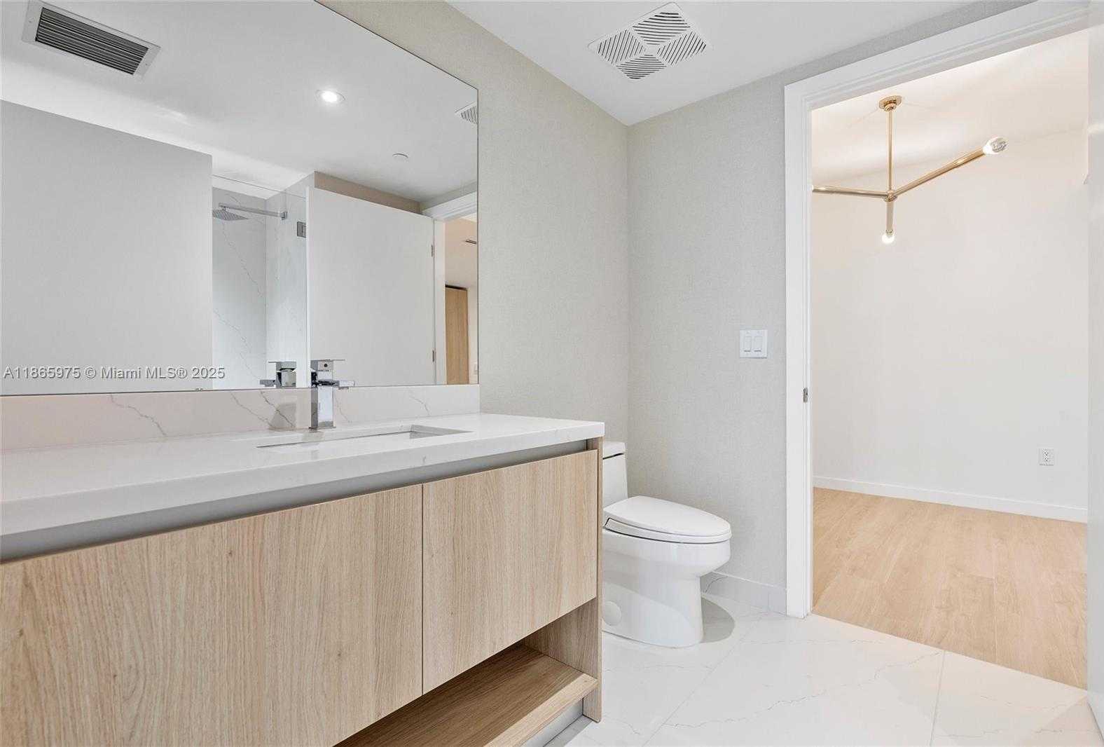 Small Image of 9901 WEST BAY HARBOR DR #402, Bay Harbor Islands Number 32
