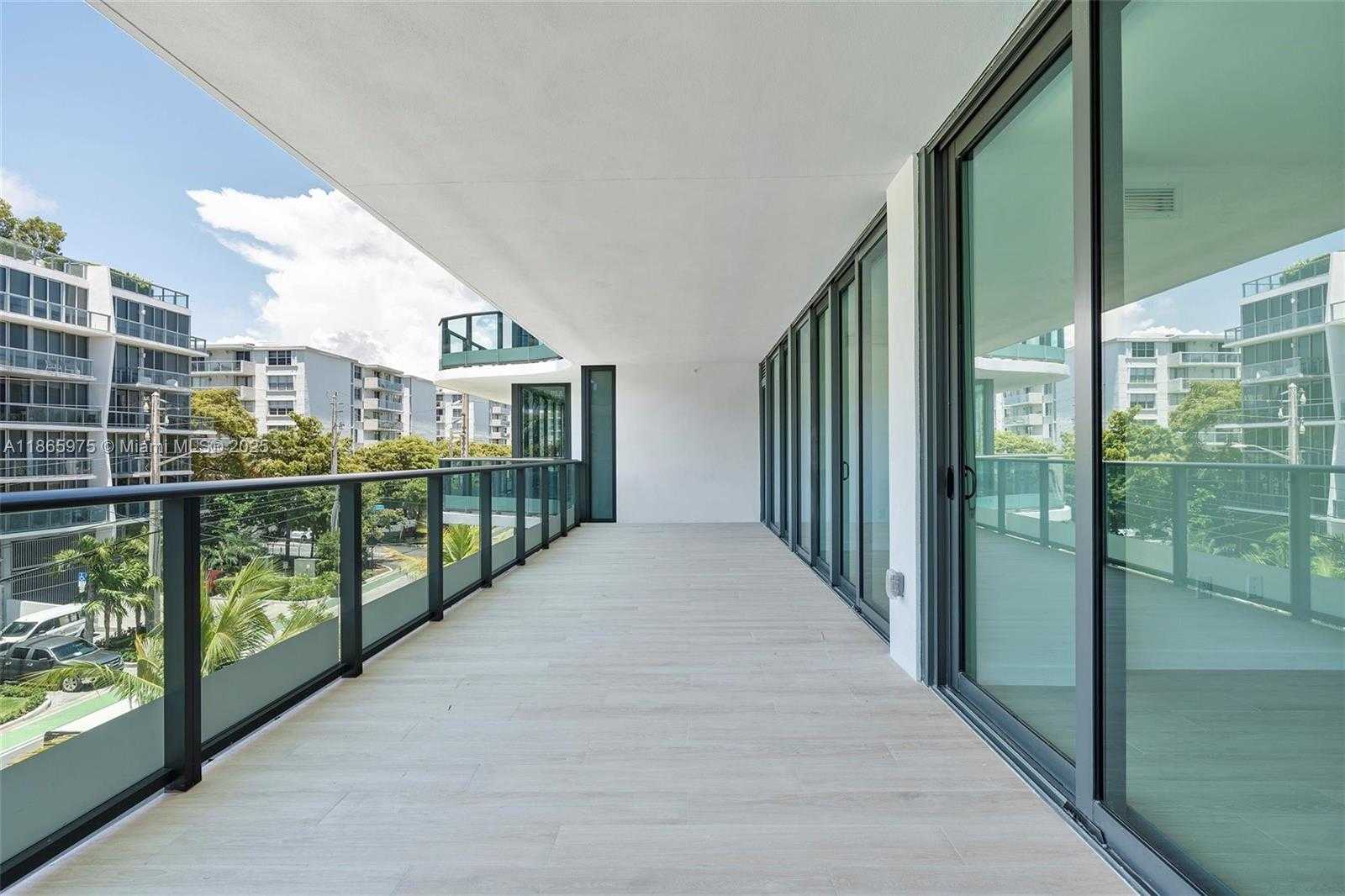Small Image of 9901 WEST BAY HARBOR DR #402, Bay Harbor Islands Number 36