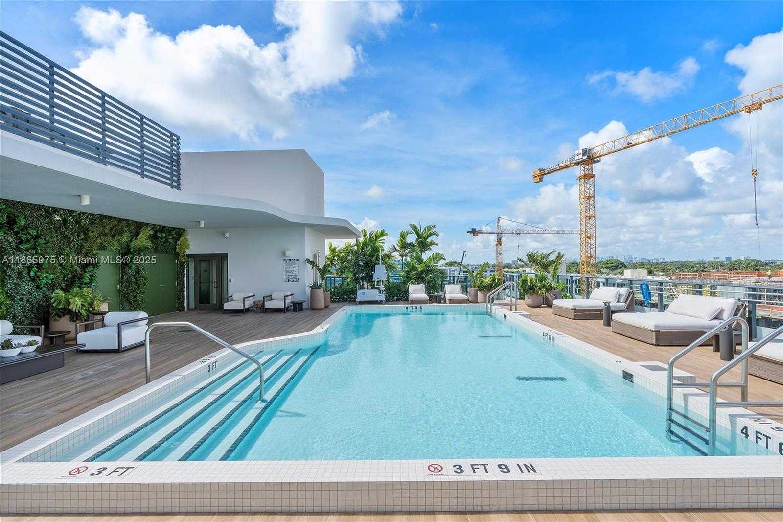 Small Image of 9901 WEST BAY HARBOR DR #402, Bay Harbor Islands Number 39