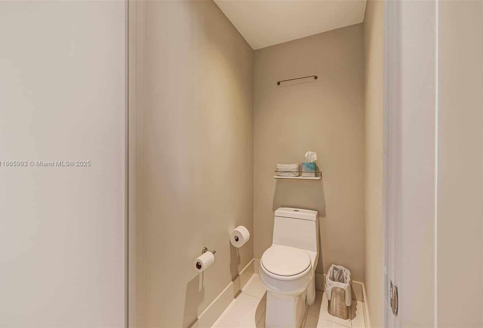 Small Image of 460 NORTH EAST 28TH ST #704, Miami Number 36