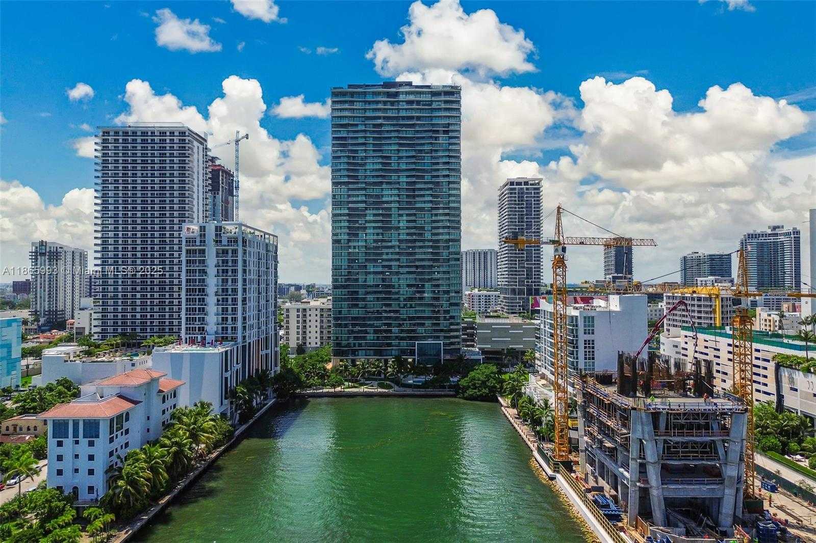 Small Image of 460 NORTH EAST 28TH ST #704, Miami Number 56