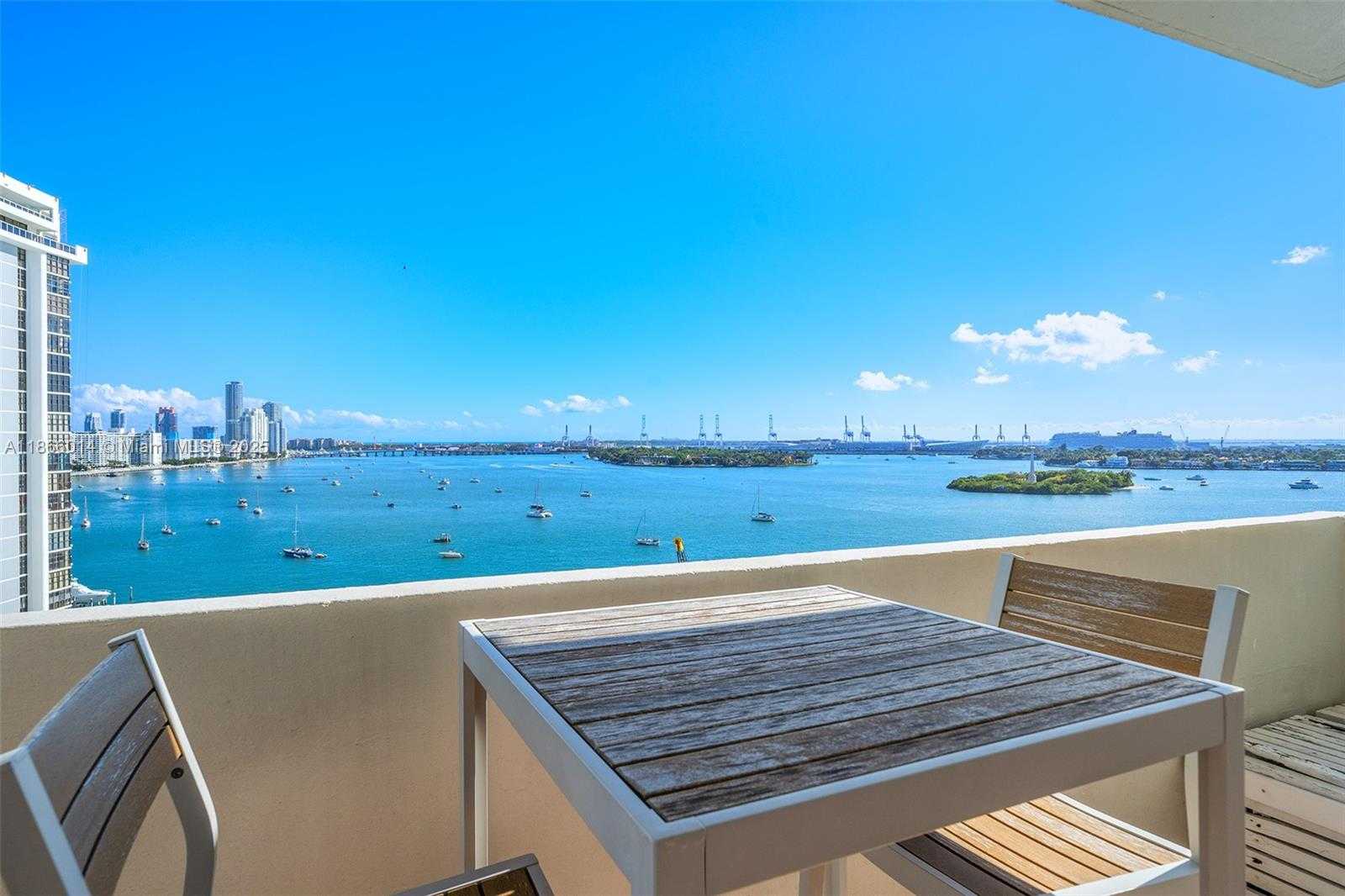 Small Image of 5 ISLAND AVE #15G, Miami Beach Number 9