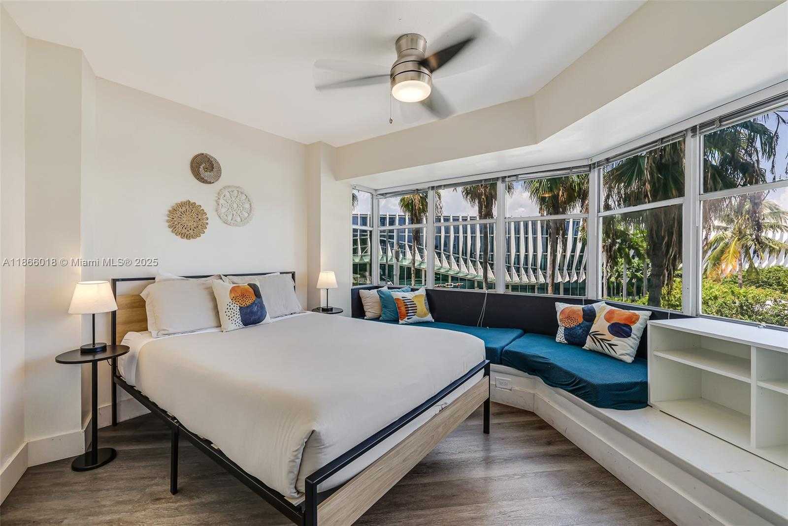 Small Image of 1881 WASHINGTON AVE #4B, Miami Beach Number 12