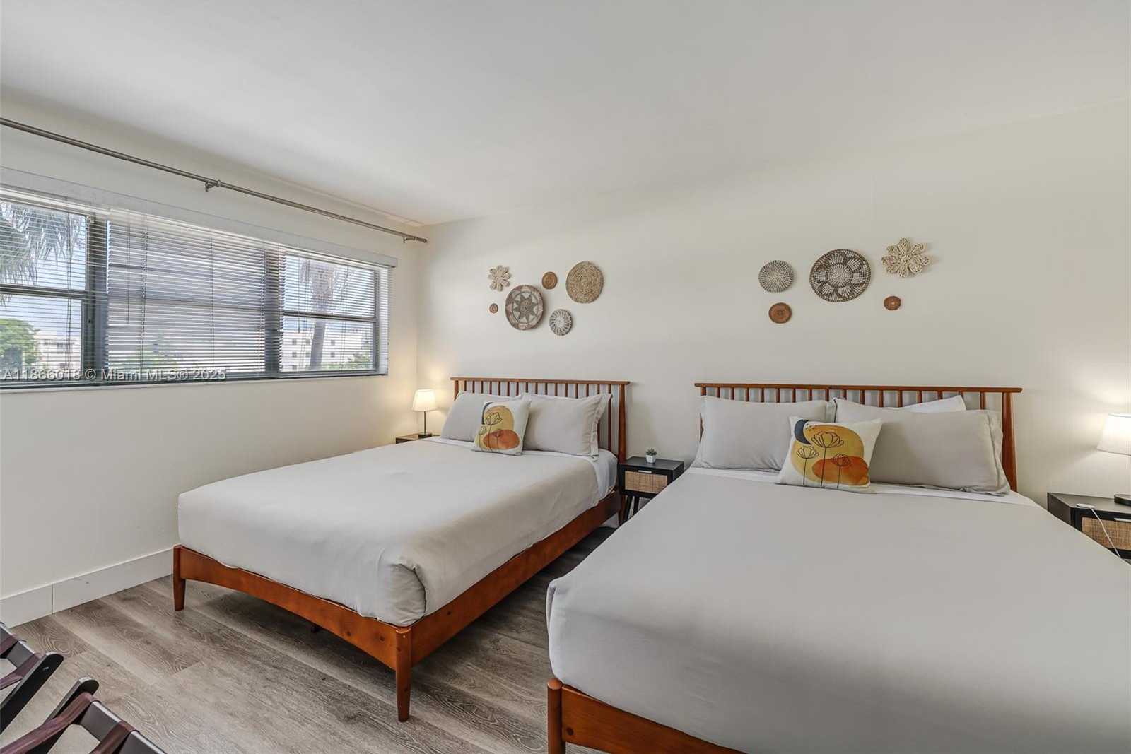 Small Image of 1881 WASHINGTON AVE #4B, Miami Beach Number 17