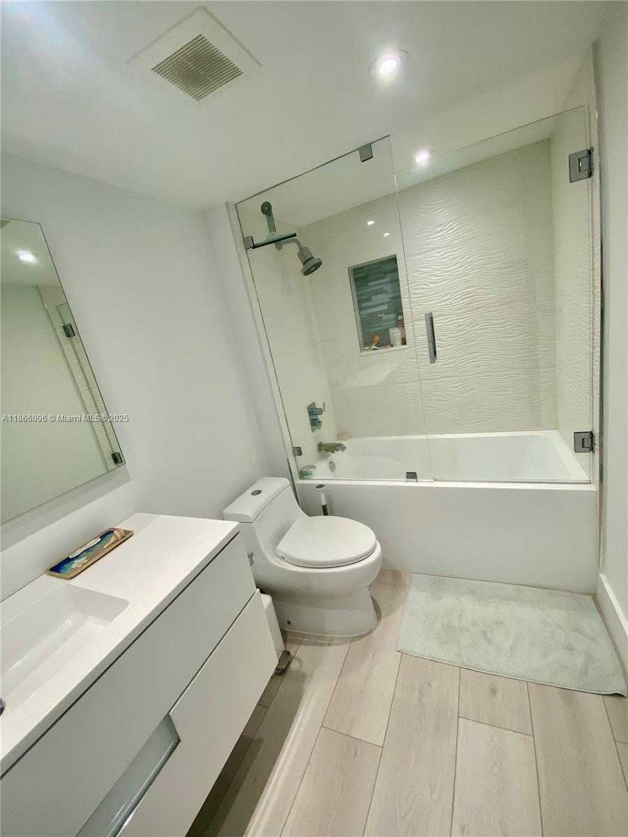 Small Image of 780 NORTH EAST 69TH ST #1407, Miami Number 15