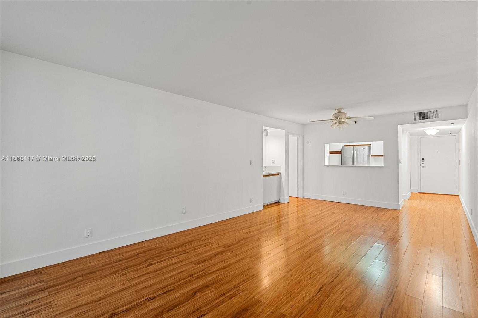 Small Image of 1717 NORTH BAYSHORE DR #A-3752, Miami Number 14