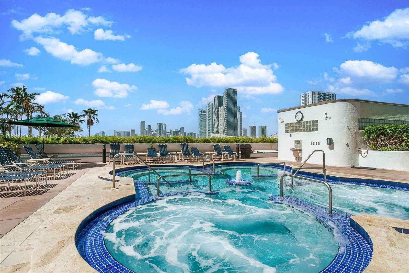 Small Image of 1717 NORTH BAYSHORE DR #A-3752, Miami Number 37