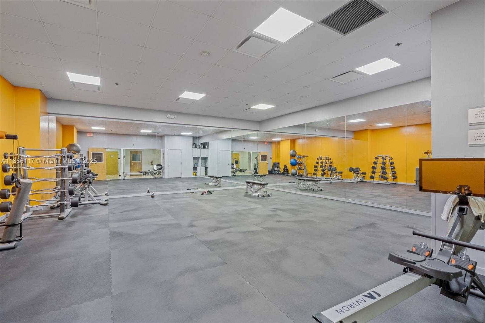 Small Image of 1717 NORTH BAYSHORE DR #A-3752, Miami Number 40