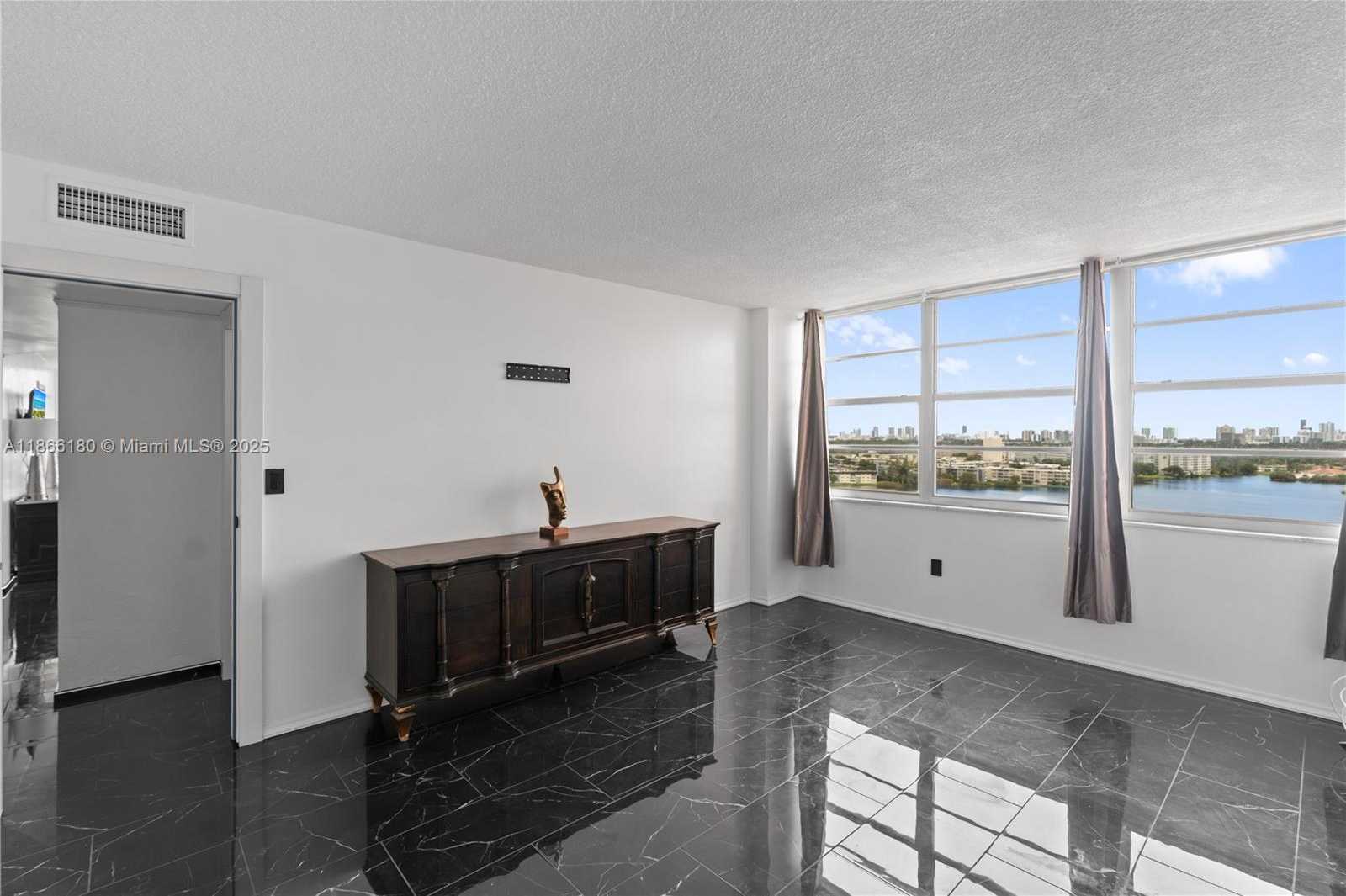 Small Image of 1351 NORTH EAST MIAMI GARDENS DR #1506E, Miami Number 16