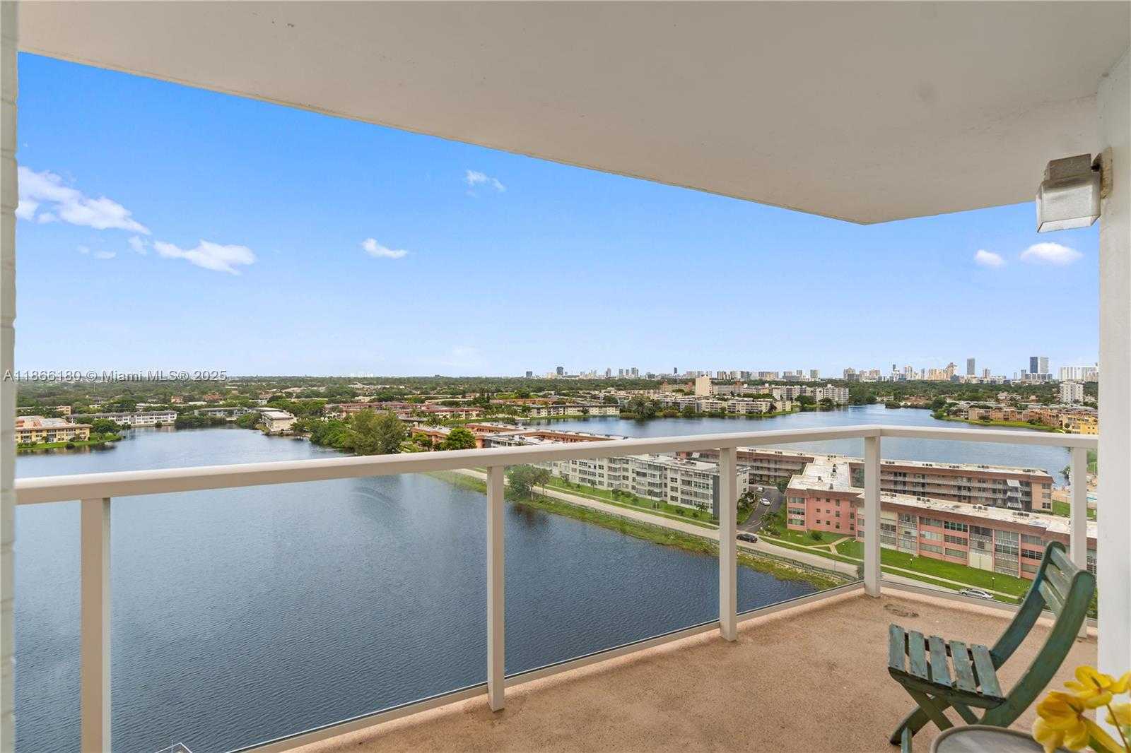 Small Image of 1351 NORTH EAST MIAMI GARDENS DR #1506E, Miami Number 21
