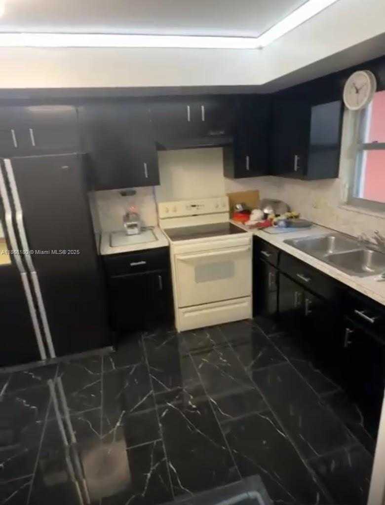 Small Image of 1351 NORTH EAST MIAMI GARDENS DR #1506E, Miami Number 3