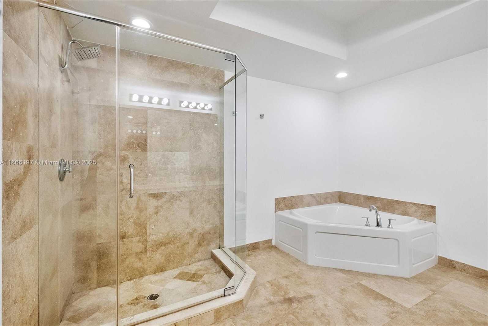 Small Image of 3030 NORTH EAST 188TH ST #609, Aventura Number 28
