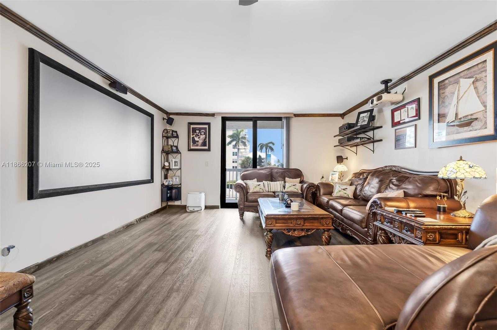 Small Image of 1500 SOUTH OCEAN DR #2G, Hollywood Number 12