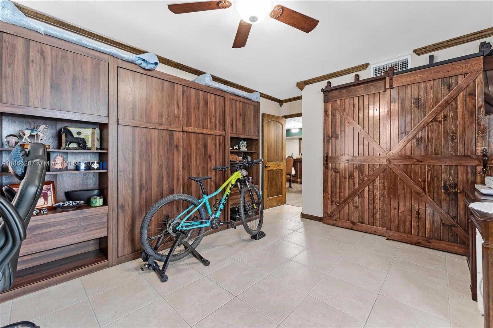 Small Image of 1500 SOUTH OCEAN DR #2G, Hollywood Number 19