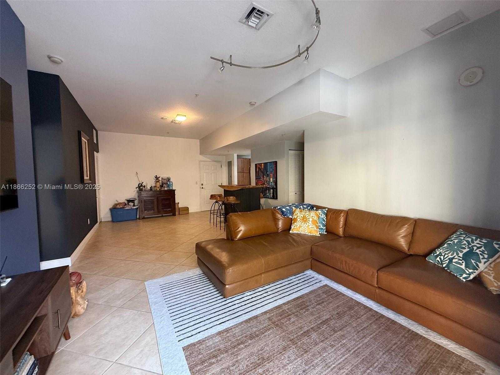 Small Image of 8395 SOUTH WEST 73RD AVE #509, Miami Number 5