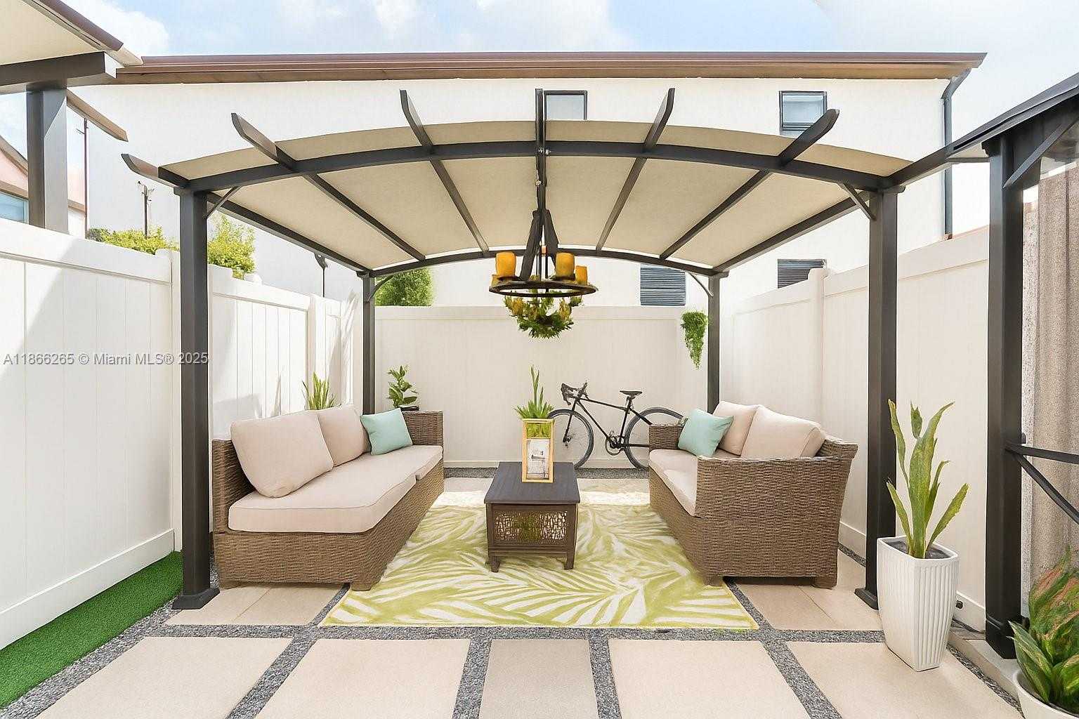 Small Image of 3386 WEST 106TH TER, Hialeah Number 17
