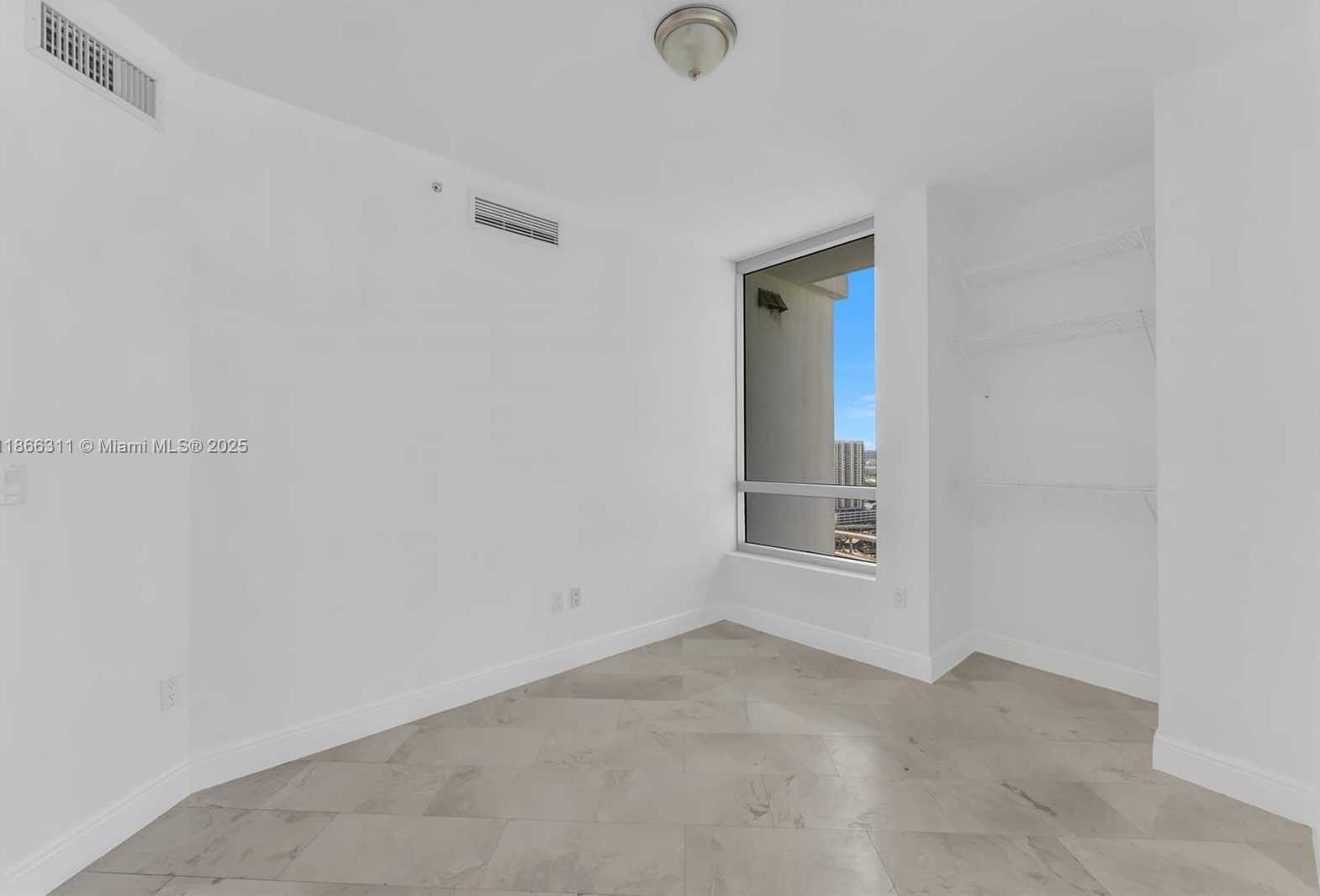 Small Image of 350 SOUTH MIAMI AVE #3013, Miami Number 15