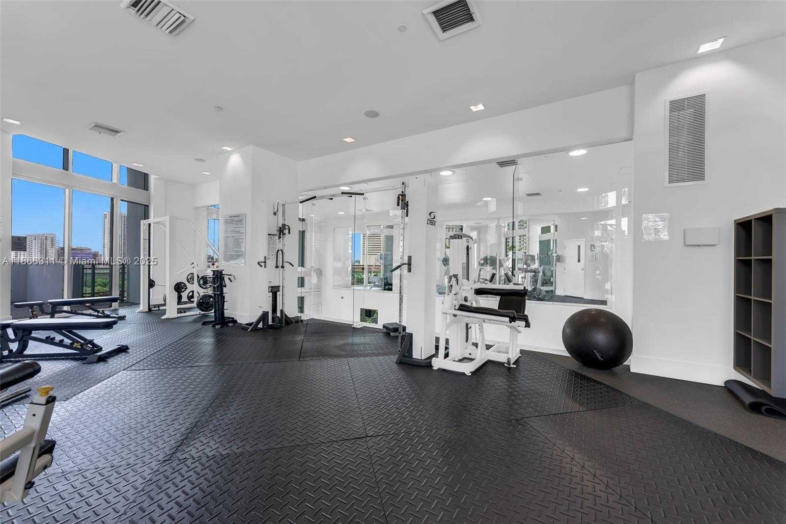 Small Image of 350 SOUTH MIAMI AVE #3013, Miami Number 22